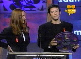 Церемонии : MTV Movie Awards 1992, награда Самый желанный мужчина за фильм На гребне волны